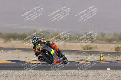 media/Nov-19-2023-CVMA (Sun) [[1f3d1b7ccb]]/Race 5 Amateur Formula Middleweight/